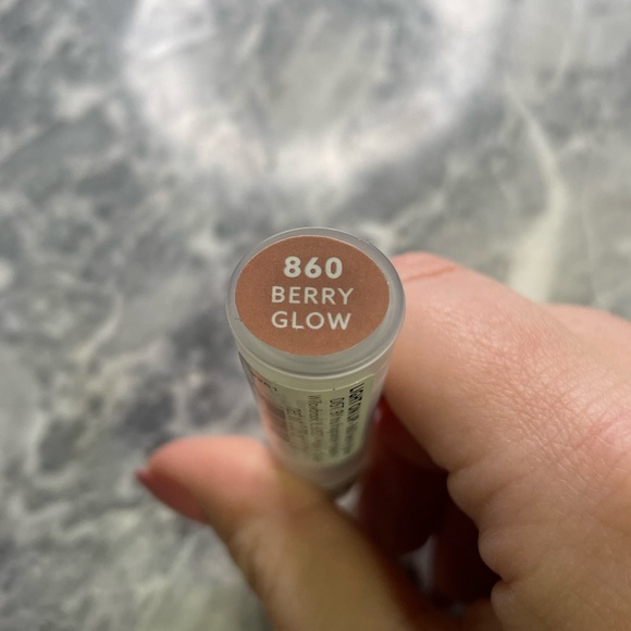 Undone Beauty Lipstick Berry Glow - Picture 2 of 4